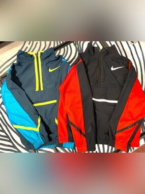 Nike SET OF 2 Boys' Colorblock Pullover windbreak Jackets size Small